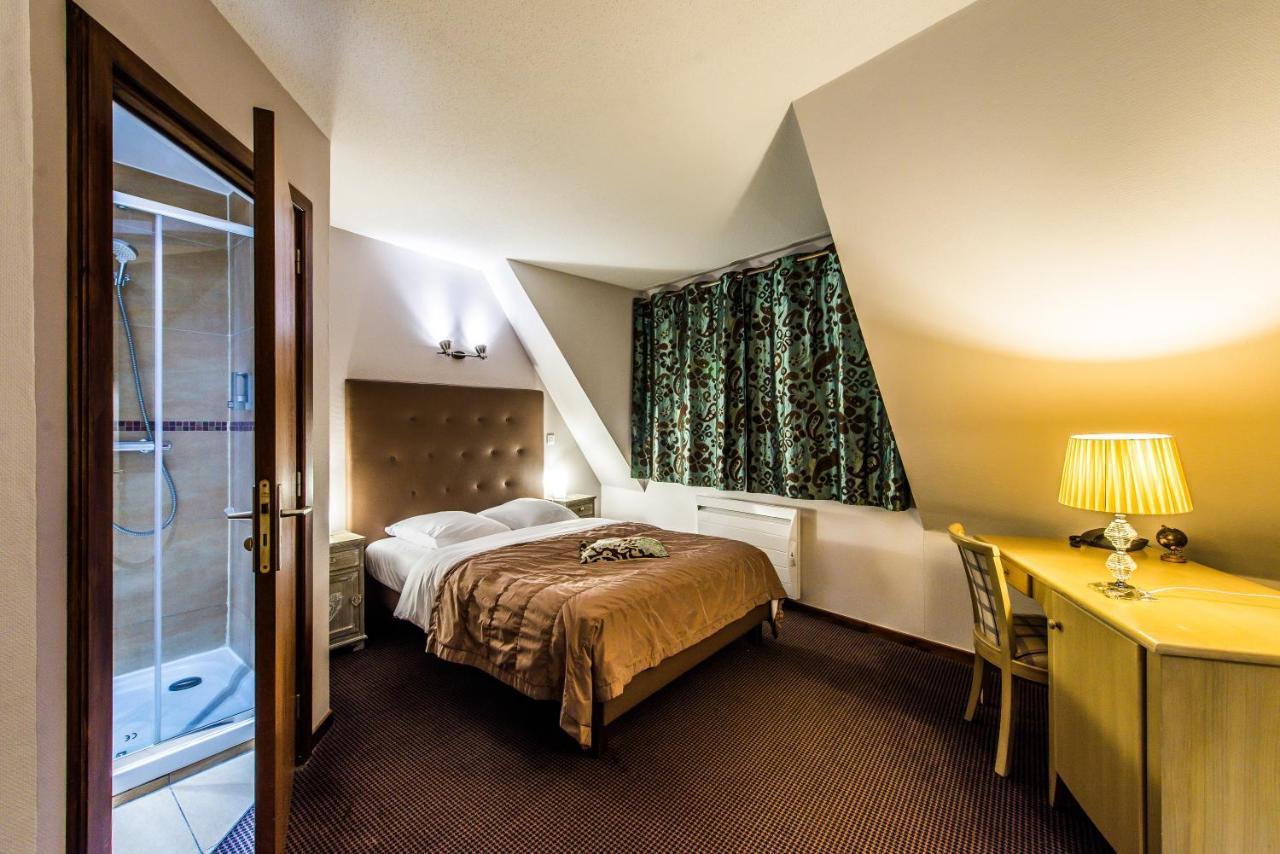 Hotel Au Lion Рибовиль Экстерьер фото