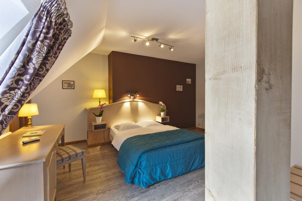 Hotel Au Lion Рибовиль Экстерьер фото